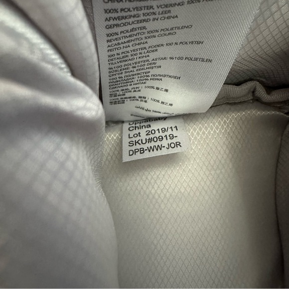 Gray Baby Bag with Minimalist Design and Durable Fabric - Picture 12 of 12